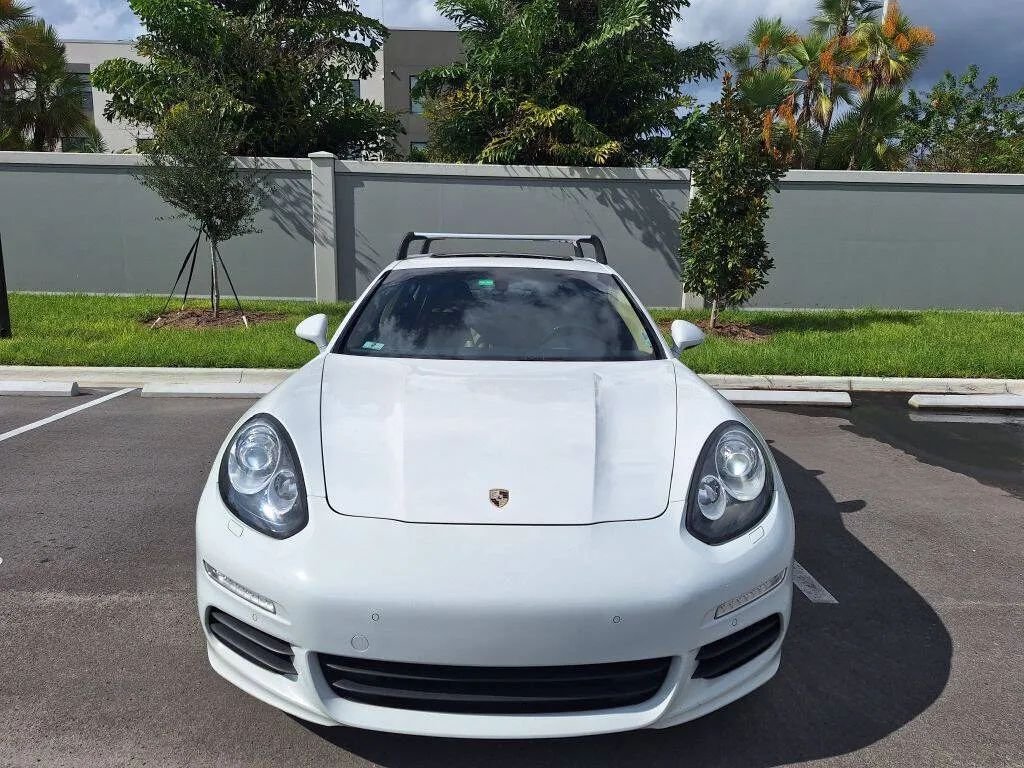 Sedan in Tampa, FL, United States 2 - 18793753