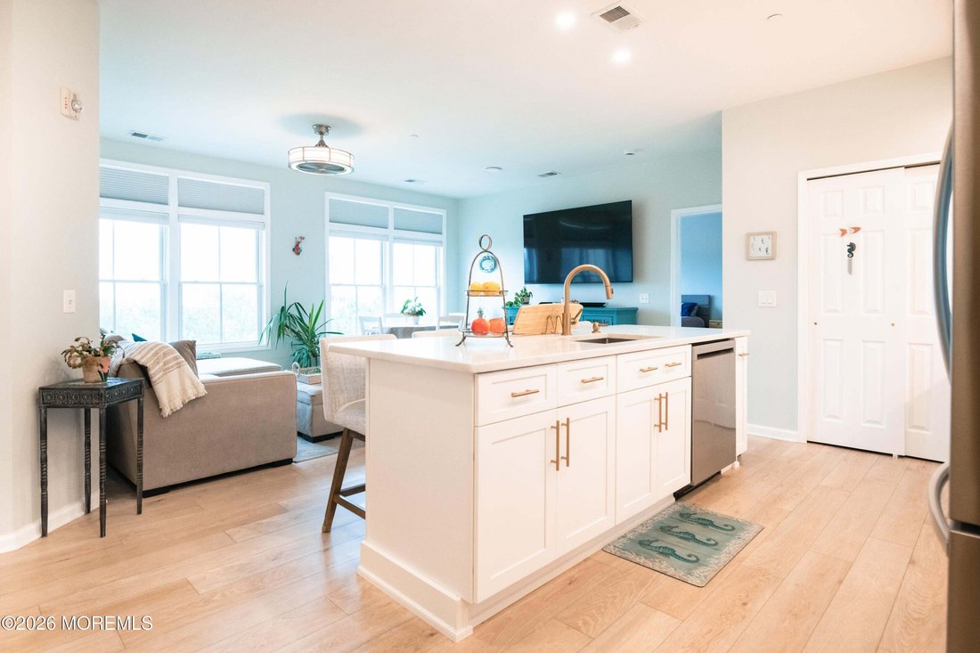 Condo in Asbury Park, New Jersey, United States 3 - 18797925