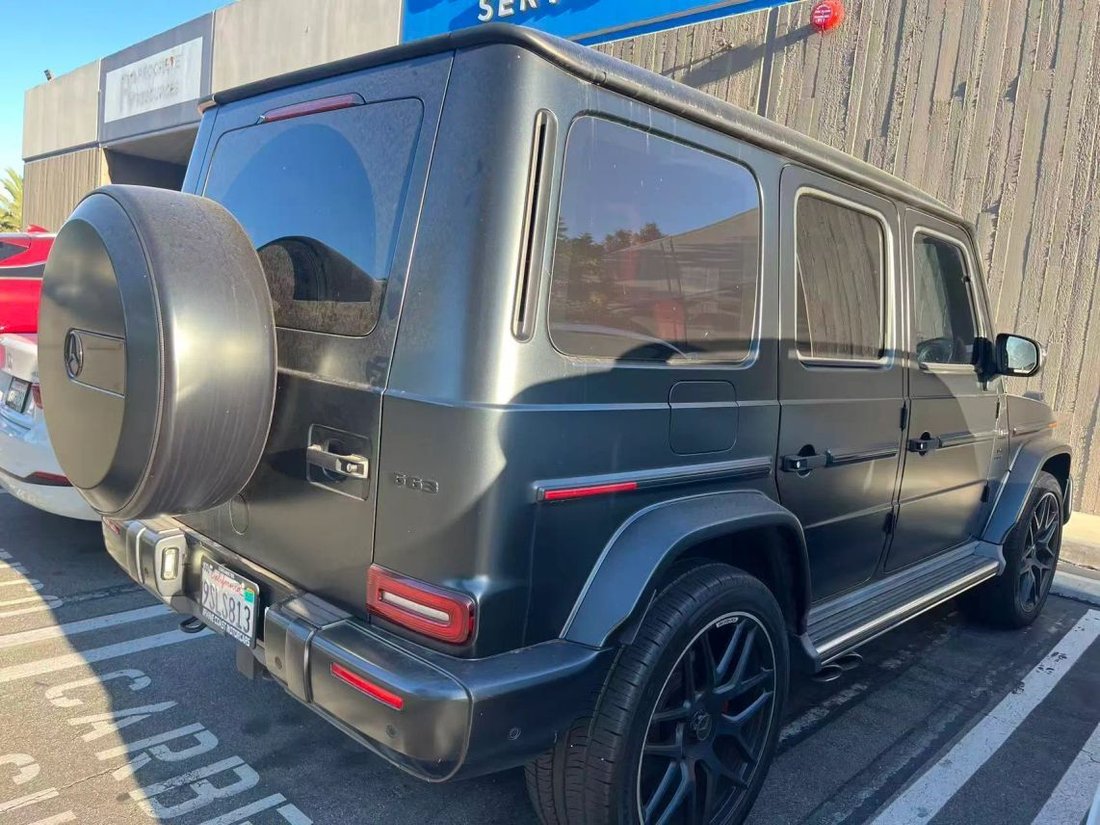 Suv in Costa Mesa, CA, United States 2 - 18801521