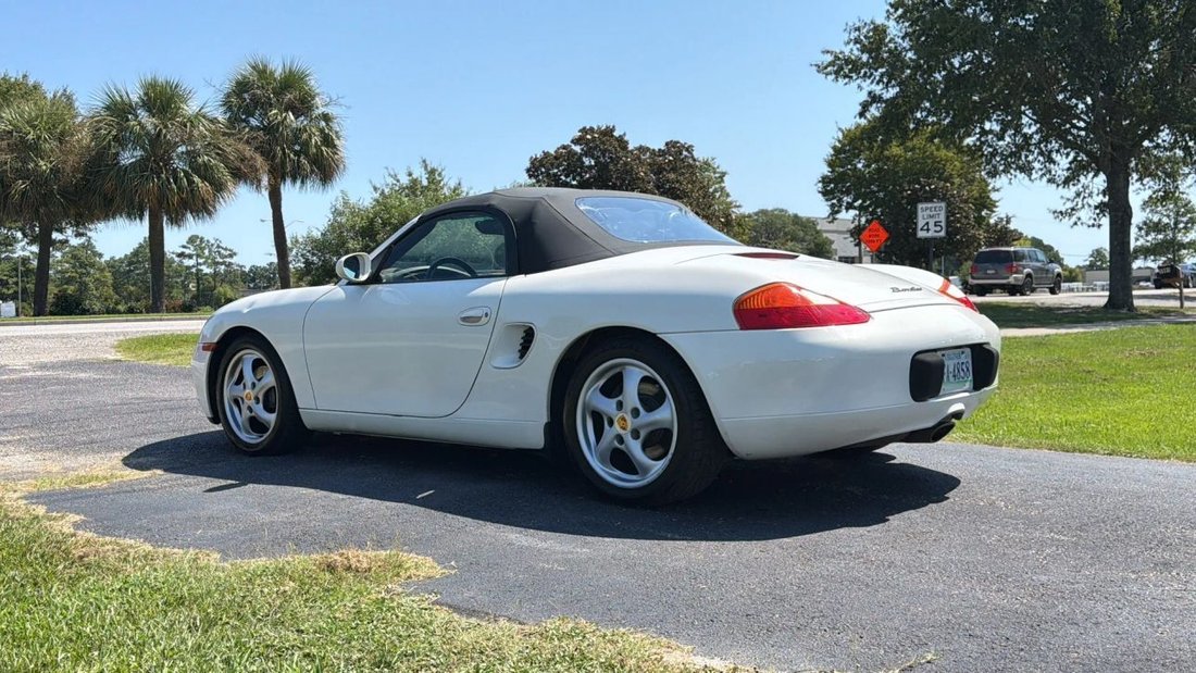 Cabriolet in Myrtle Beach, SC, United States 3 - 18801612