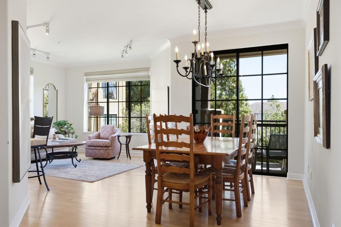 Condo in San Carlos, California, United States 3 - 18798990