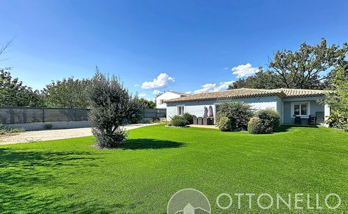 Villa en Ecarts, Roquebrune-sur-Argens, Francia 1