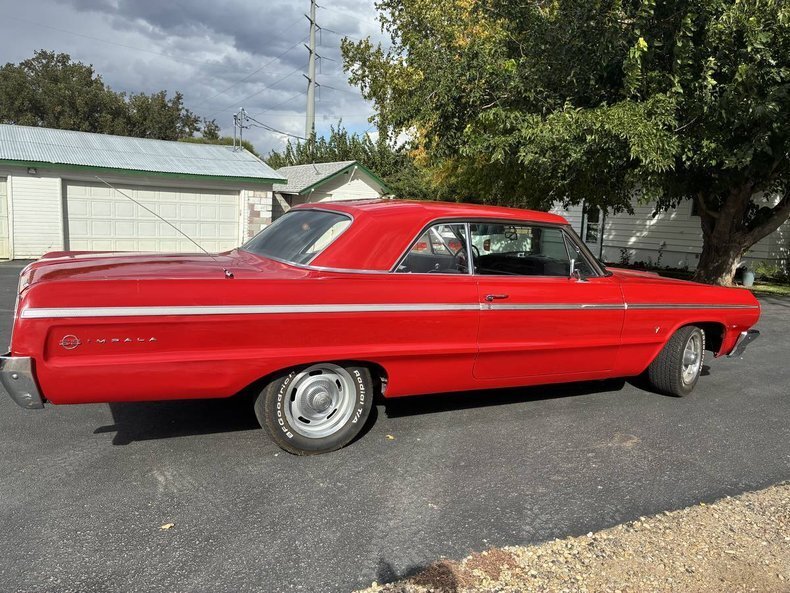 Coupe in Glendale, United States 2 - 18802404