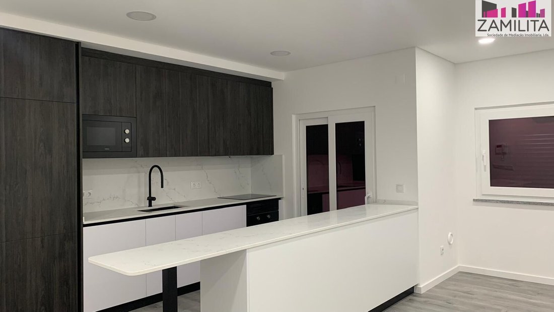 Apartment in Seixal, Arrentela e Aldeia de Paio Pires, Setubal, Portugal 3 - 18801448