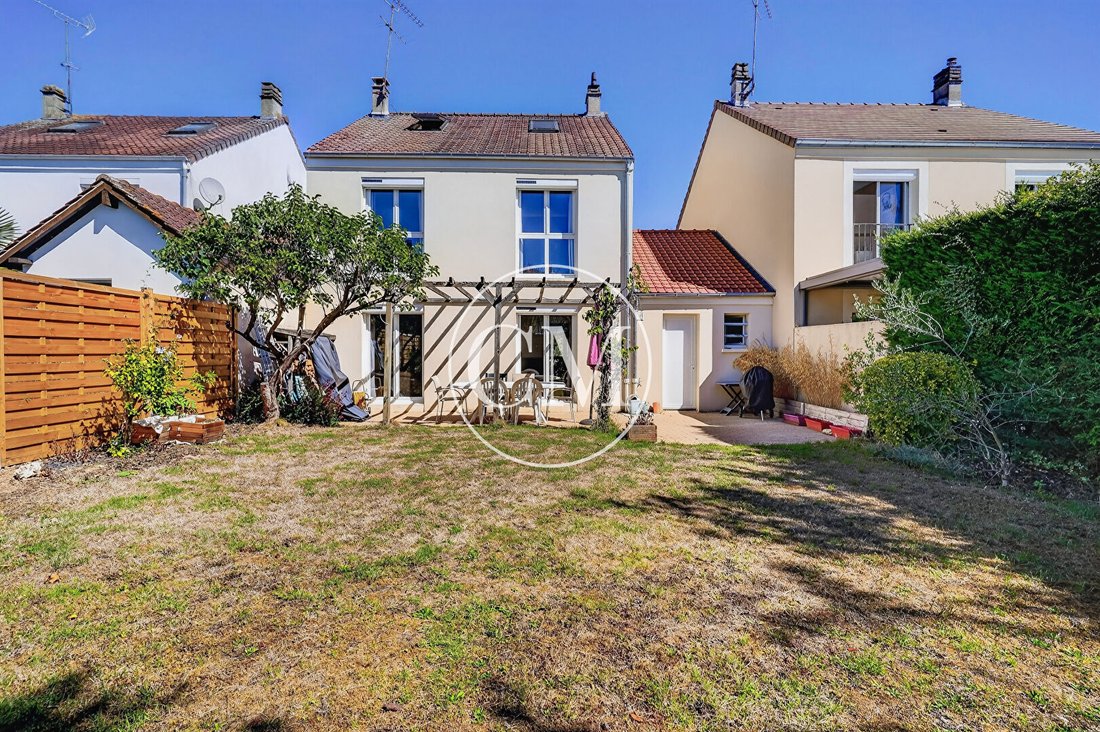 Villa en Rambouillet, Isla de Francia, Francia 2 - 18804475