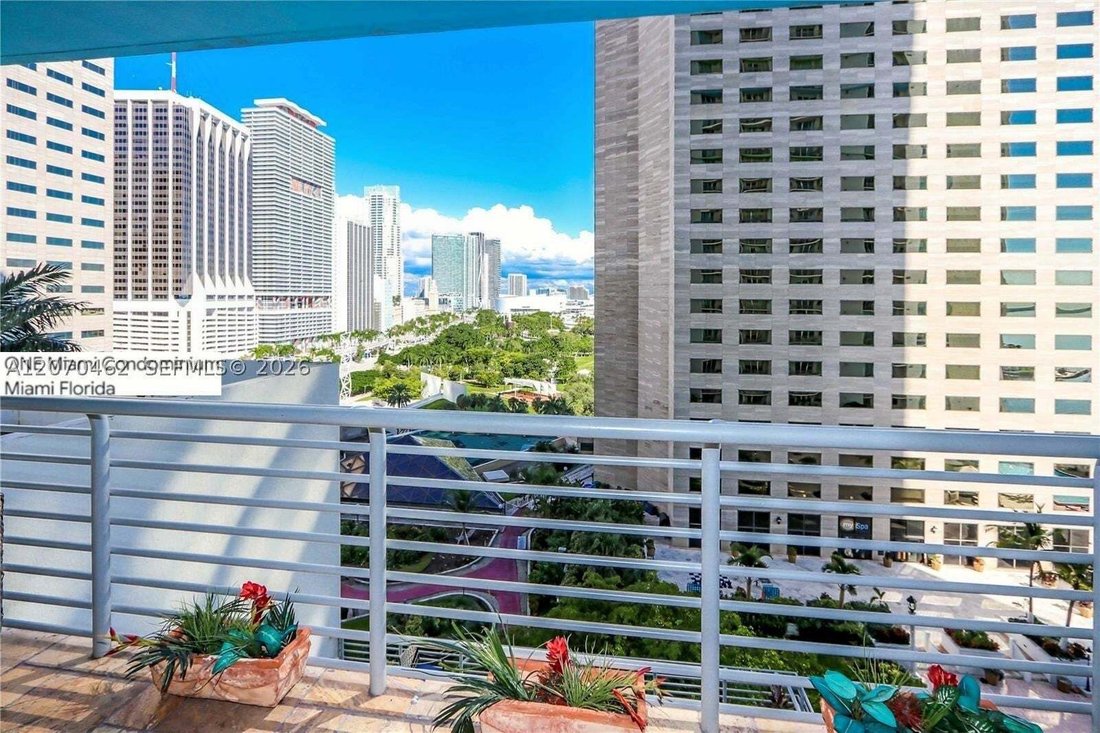 Condo in Miami, Florida, United States 3 - 18803557