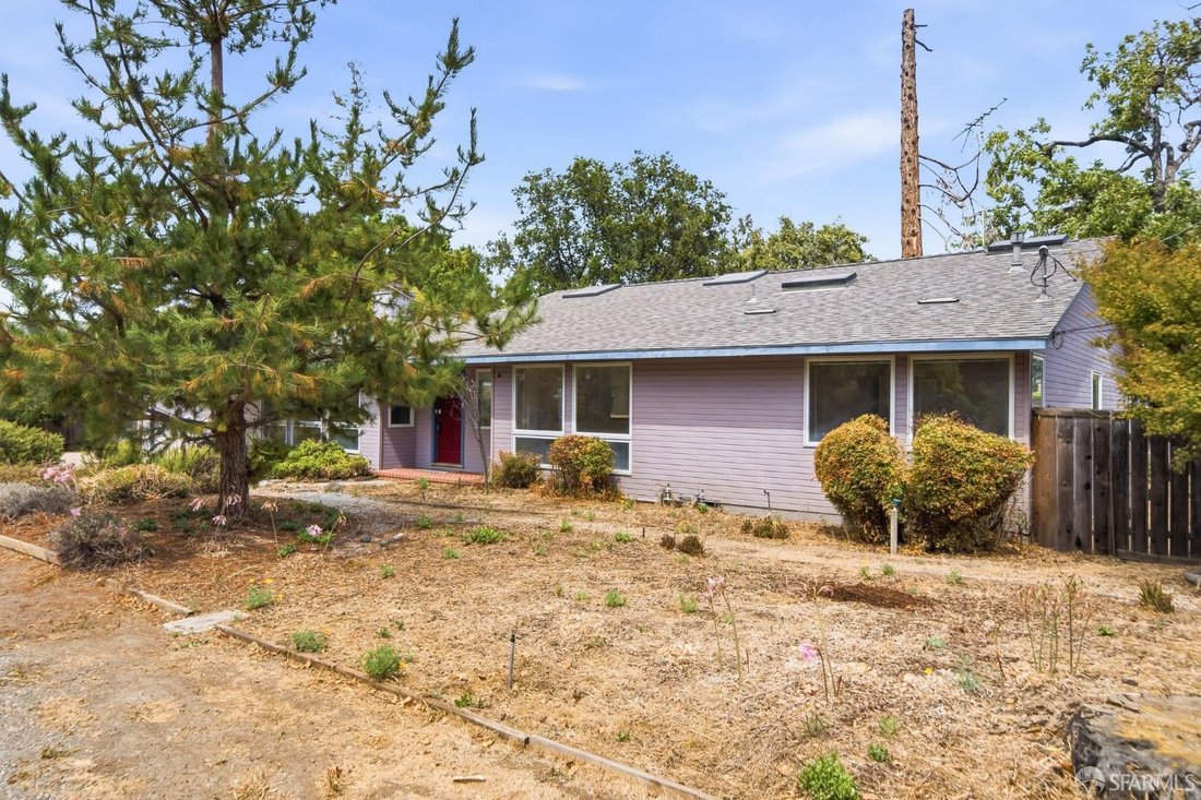 House in Los Altos Hills, California, United States 4 - 18797380
