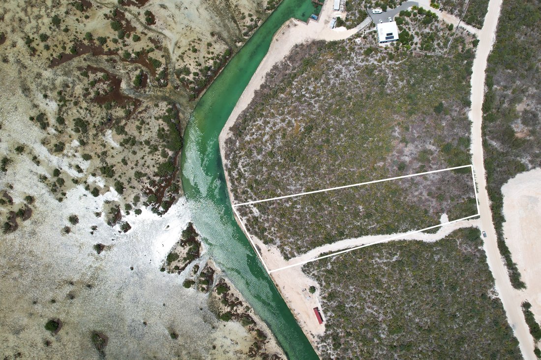 Terreno en Long Bay Hills, Caicos Islands, Islas Turcas y Caicos 4 - 18797737