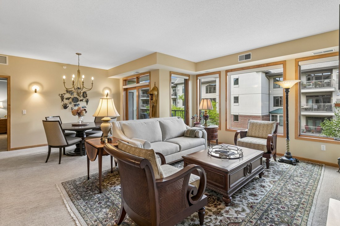 Condo in Edina, Minnesota, United States 1 - 18797772