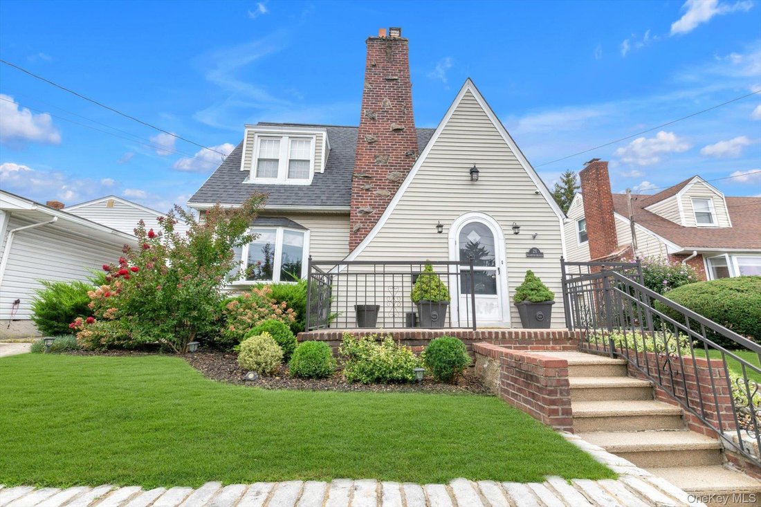 Haus in Roslyn Heights, New York, Vereinigte Staaten 1 - 18796148