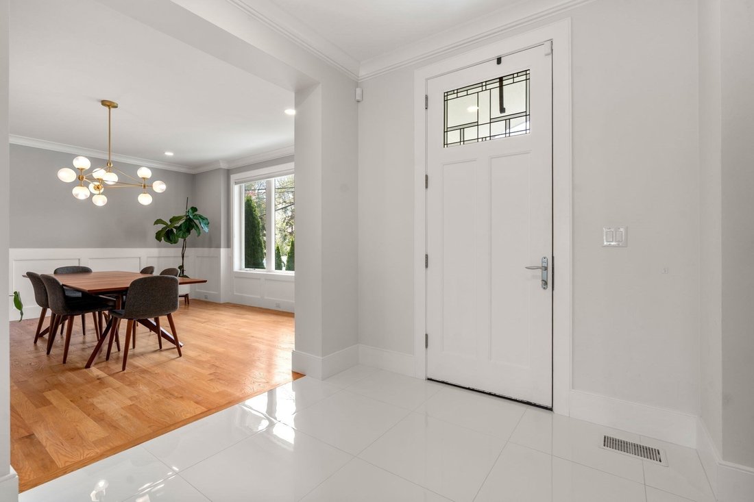 House in Newton, Massachusetts, United States 4 - 17851344