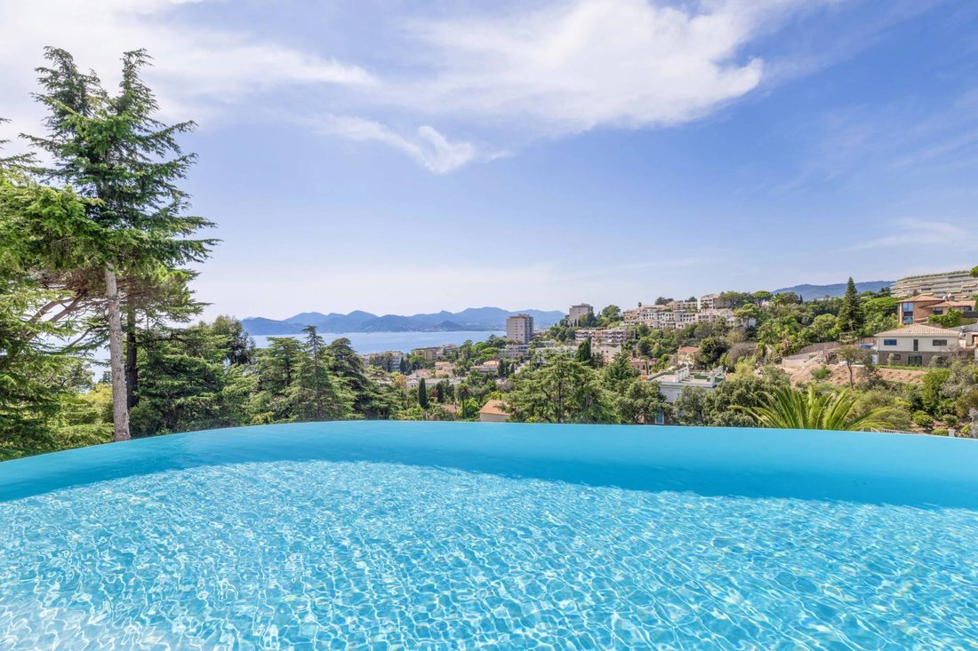 Finca en Cannes, Provenza-Alpes-Costa Azul, Francia 1 - 18787750