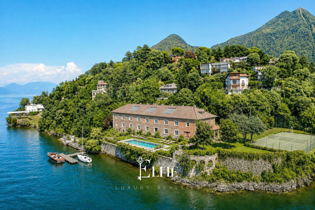 Villa in Laveno-Mombello, Lombardei, Italien 1 - 18398744