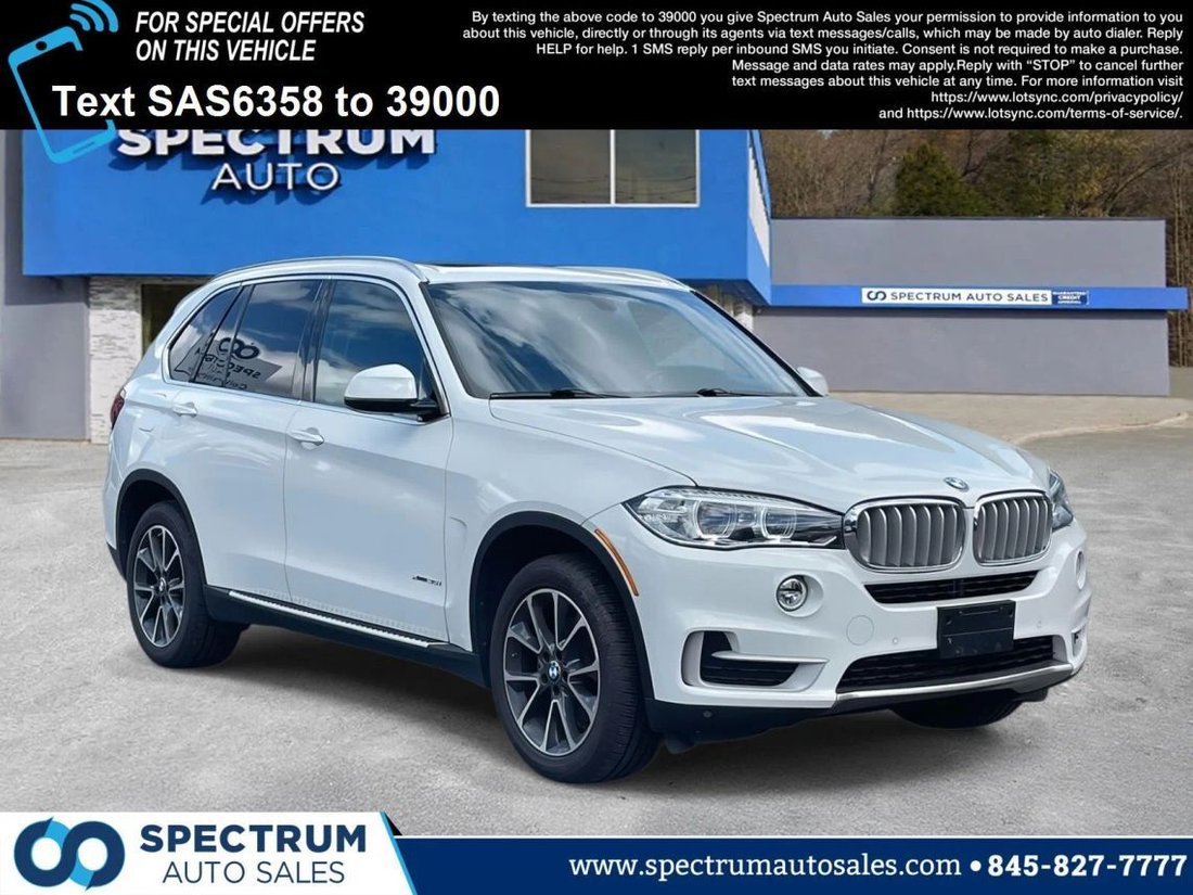 Suv in West Nyack, New York, United States 1 - 12943702