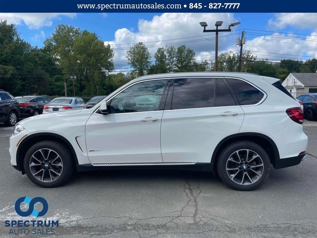 Suv in West Nyack, New York, United States 5 - 12943702