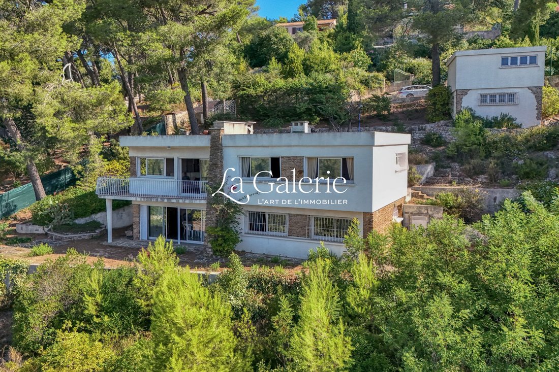 Villa in Centre Ville, Carqueiranne, France 2 - 18802065