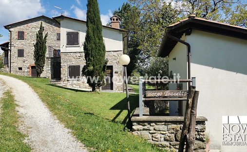 Country House in Caprese Michelangelo, Tuscany, Italy 1