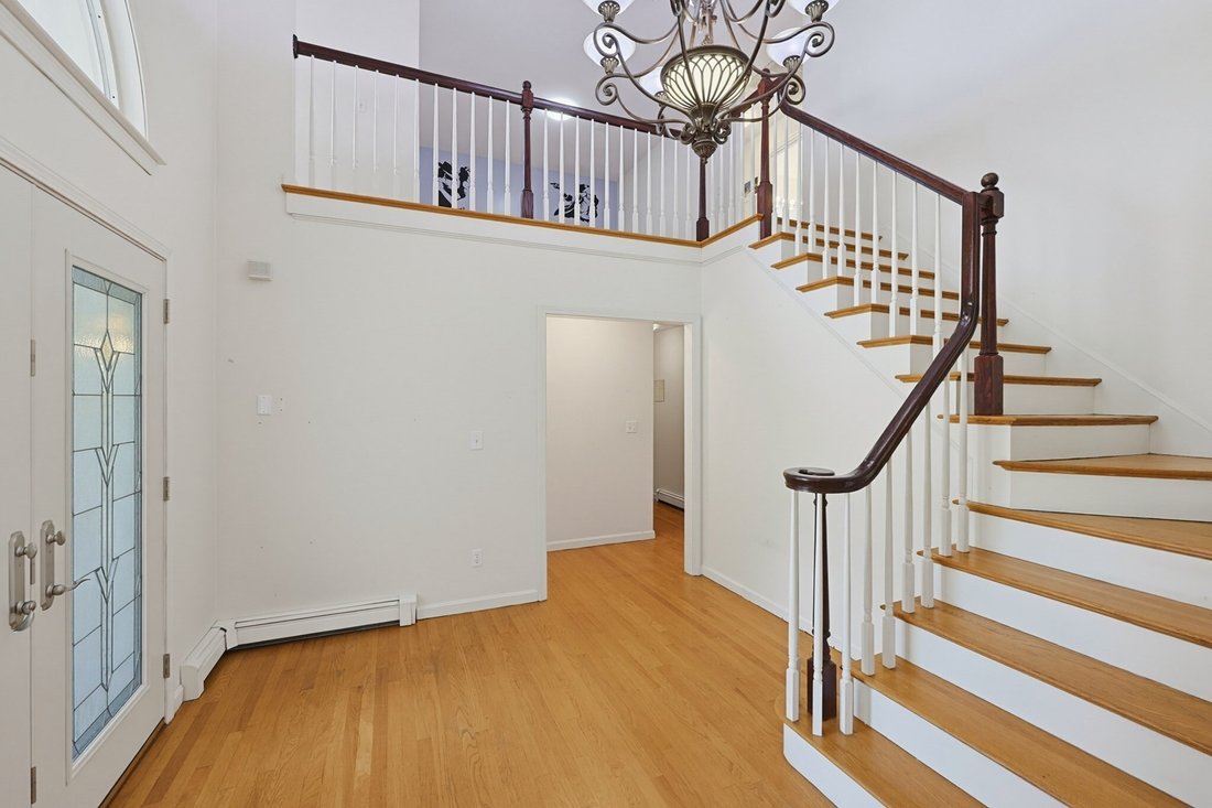 House in Stoughton, Massachusetts, United States 4 - 18658691