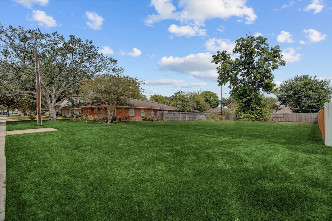 Land in Houston, Texas, United States 4 - 18783323