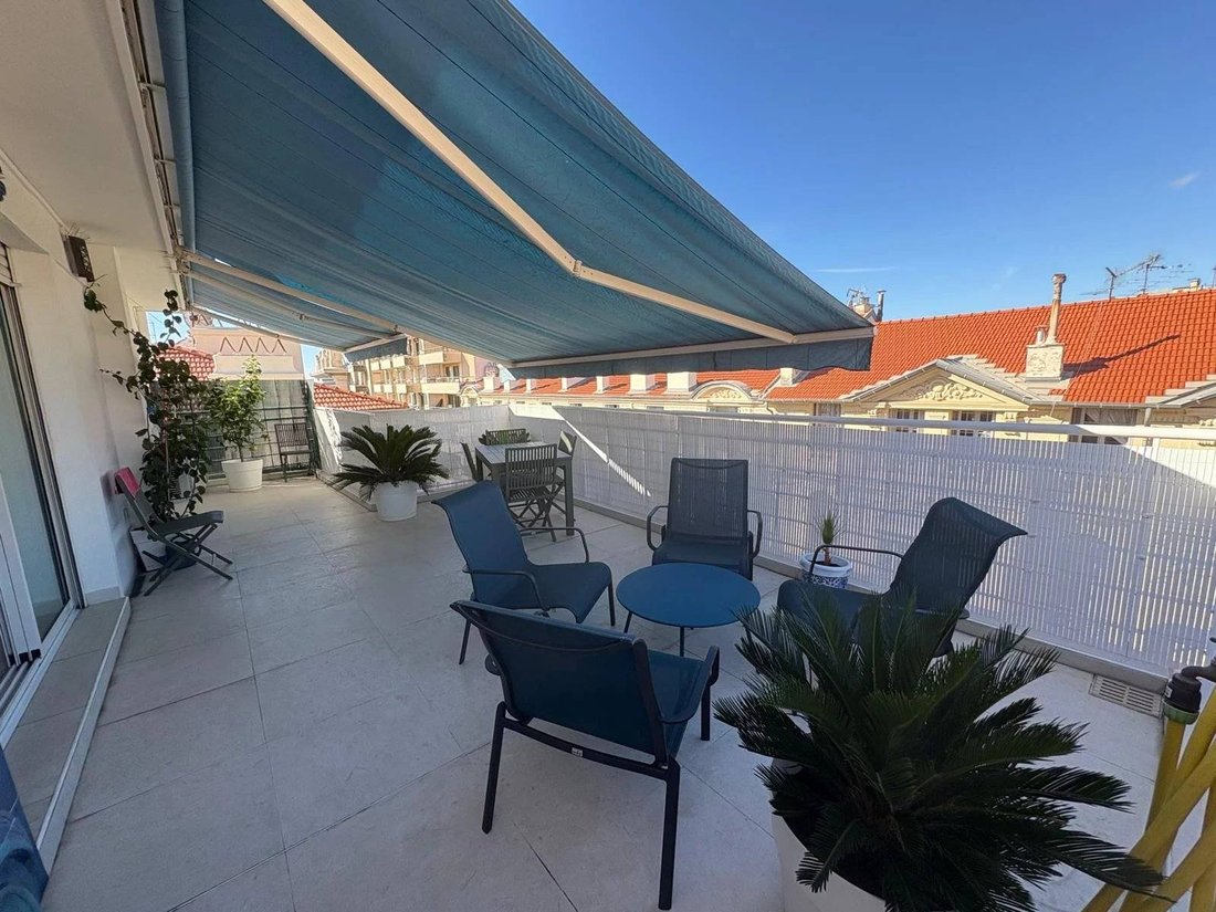 Appartamento a Nizza, Provenza-Alpi-Costa Azzurra, Francia 3 - 17473873