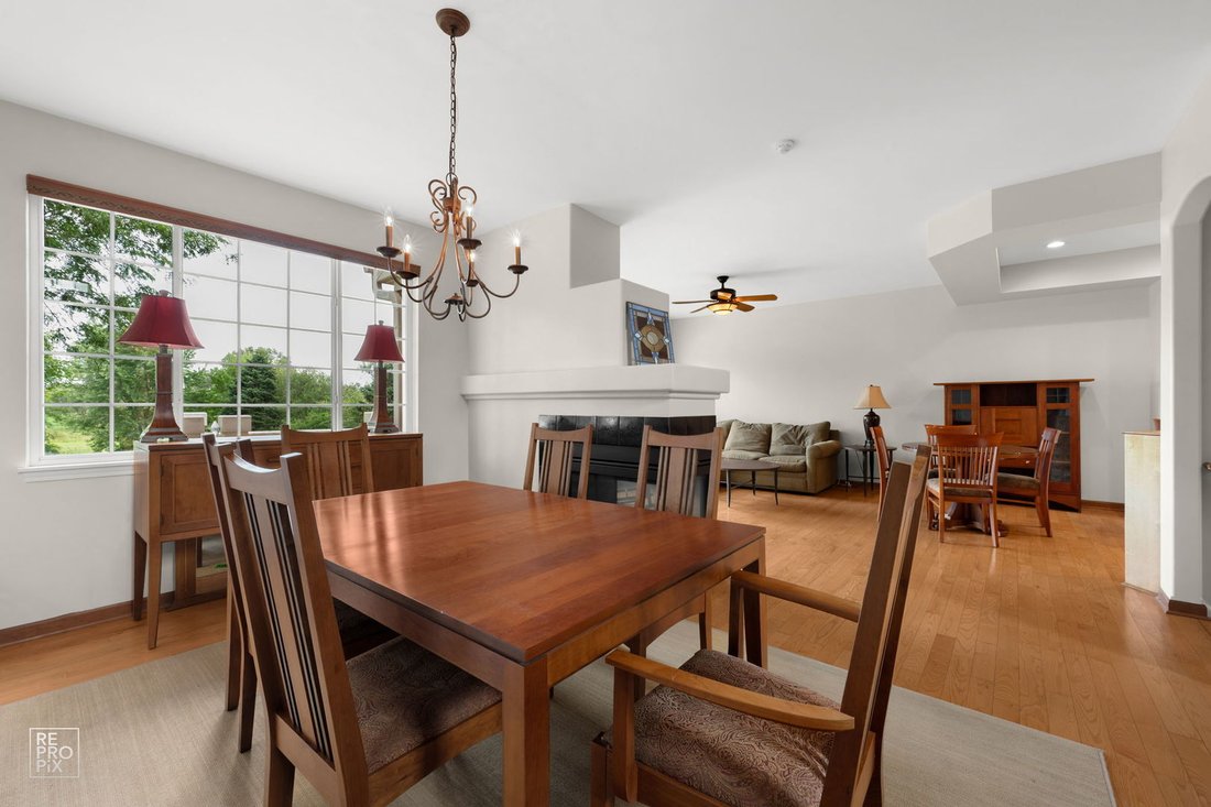 Condominio en Bolingbrook, Illinois, Estados Unidos 4 - 18801089