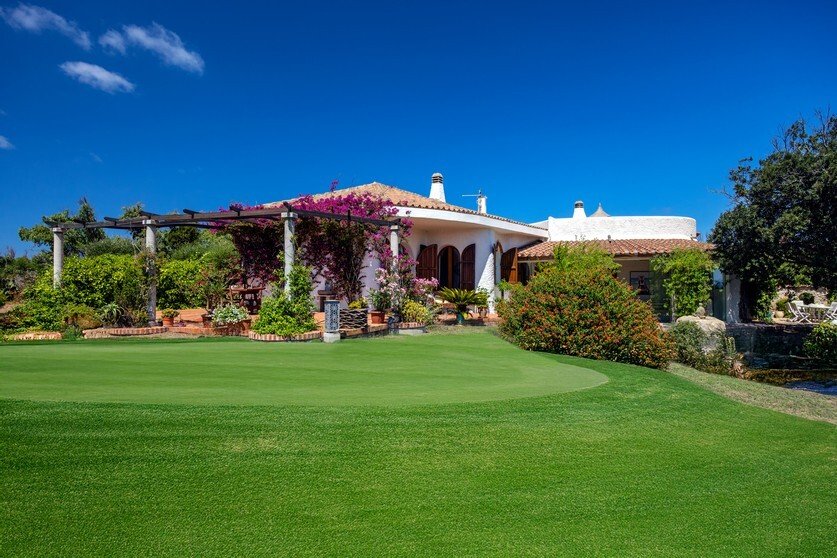 Villa in Santa Teresa Gallura, Sardinia, Italy 2 - 15935863