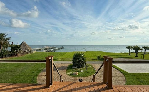 House in San Leon, Texas, United States 1
