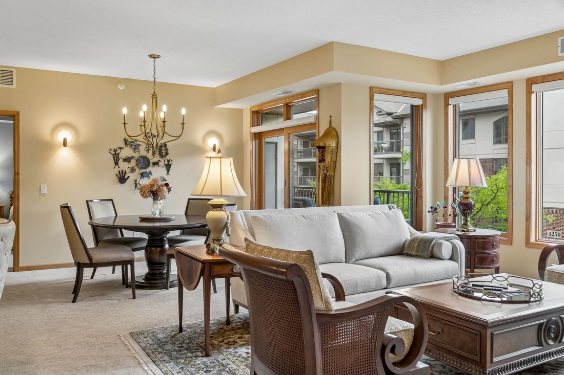 Condo in Edina, Minnesota, United States 4 - 18797772