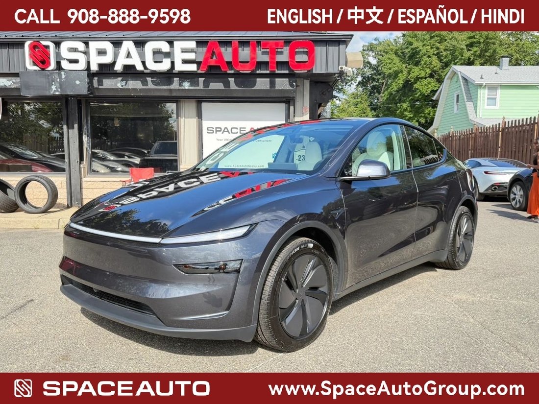 Suv in East Brunswick, NJ, United States 1 - 18775416