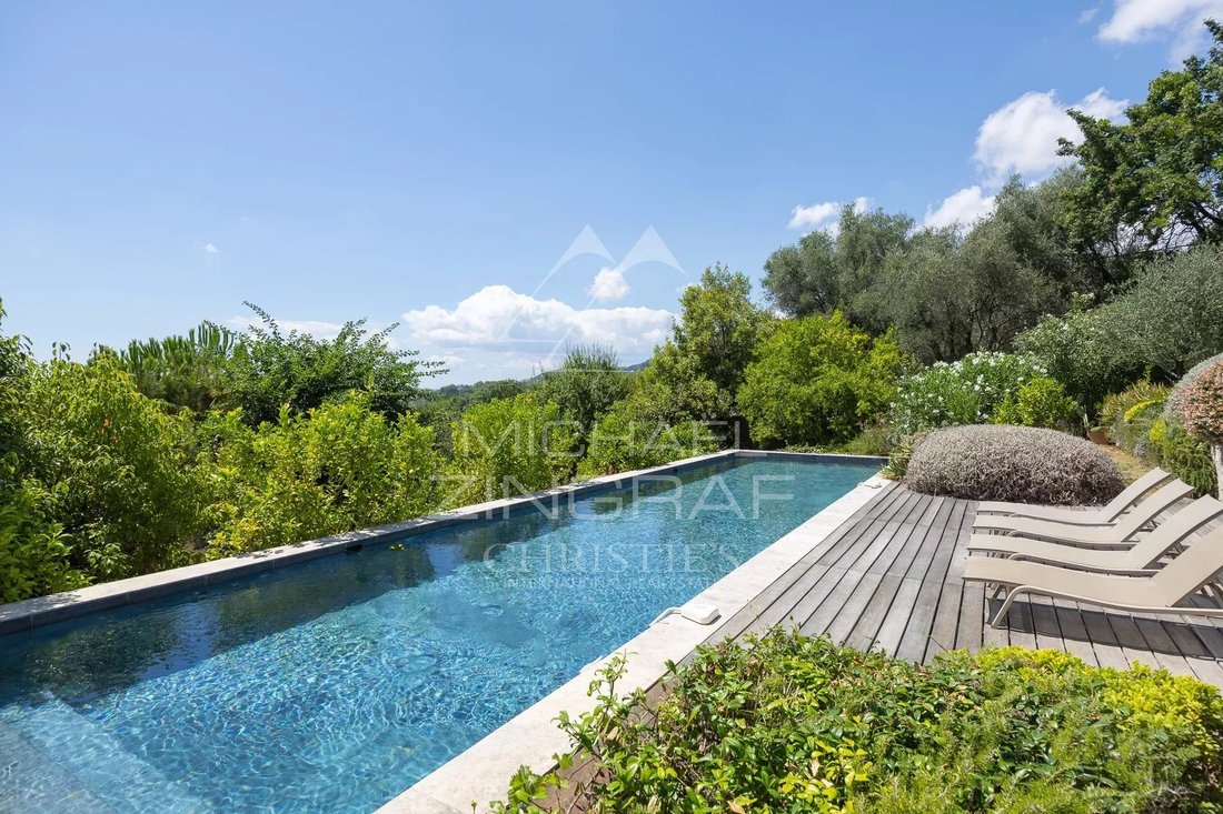 Villa in Châteauneuf-Grasse, Provence-Alpes-Côte d'Azur, Frankreich 2 - 16013808