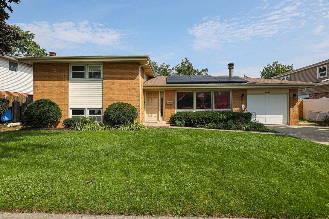 House in Des Plaines, Illinois, United States 1 - 18792125