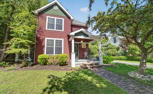 House in Charlevoix, Michigan, United States 1
