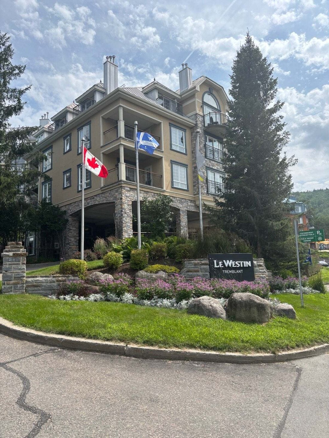 Condo in Mont-Tremblant, Quebec, Canada 1 - 18643780