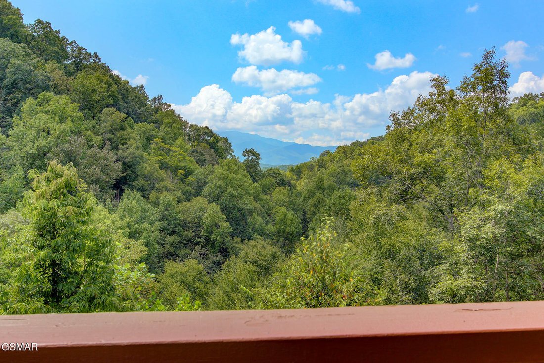 House in Gatlinburg, Tennessee, United States 2 - 18795997