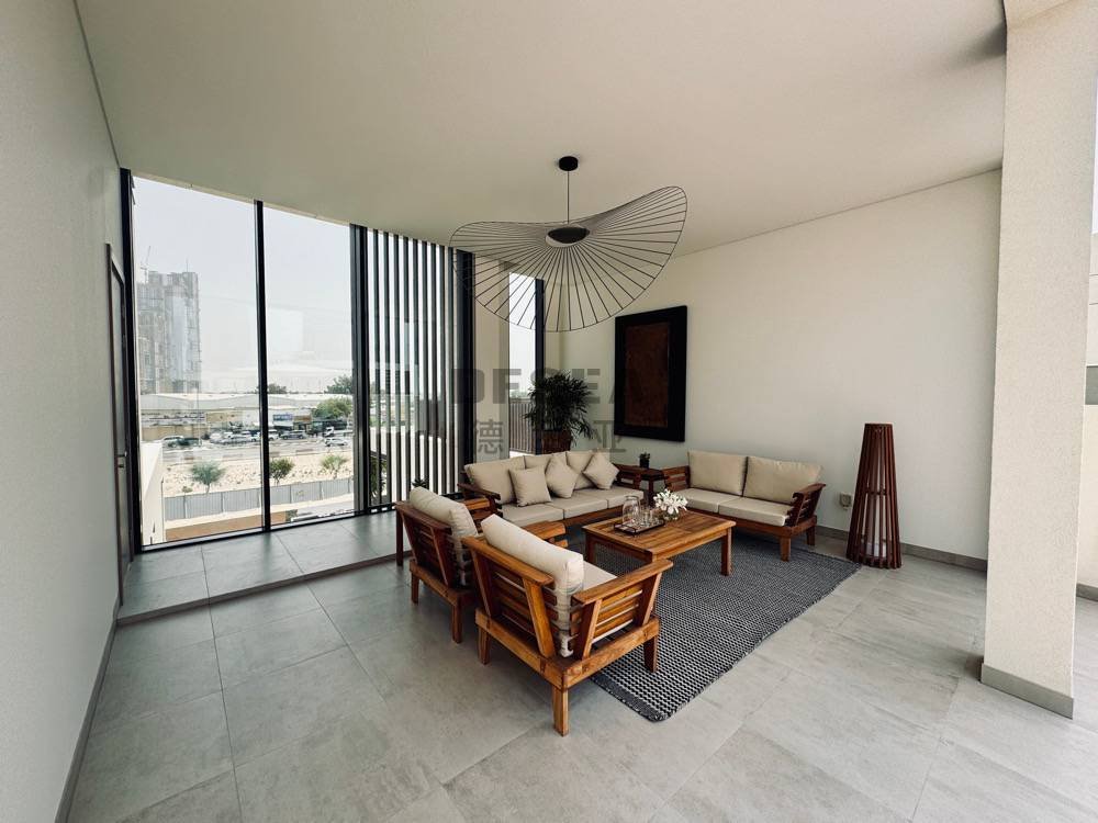 Villa en MBR- Al Merkad, Dubái, Emiratos Árabes Unidos 2 - 18802673