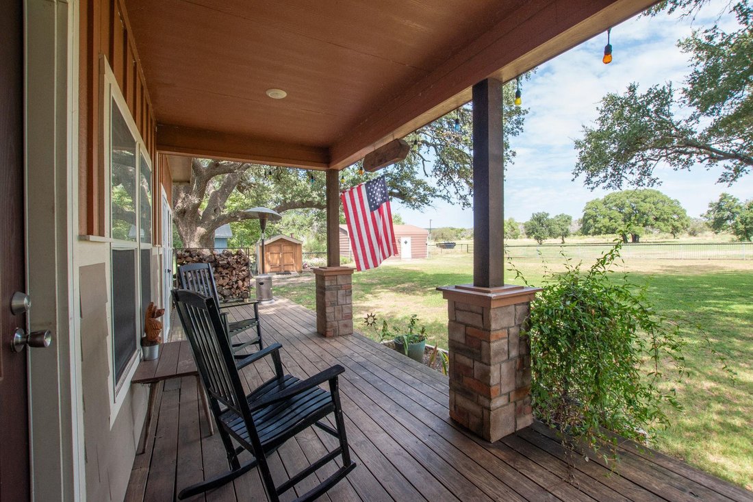 House in Tow, Texas, United States 3 - 18799827