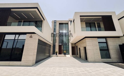 Villa in MBR- Al Merkad, Dubai, United Arab Emirates 1