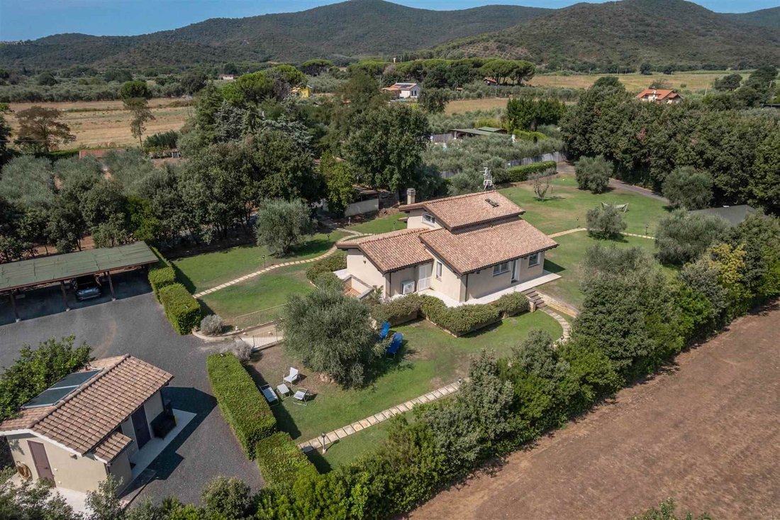 Villa in Burg von Castiglione, Castiglione della Pescaia, Toskana 4 - 18796358