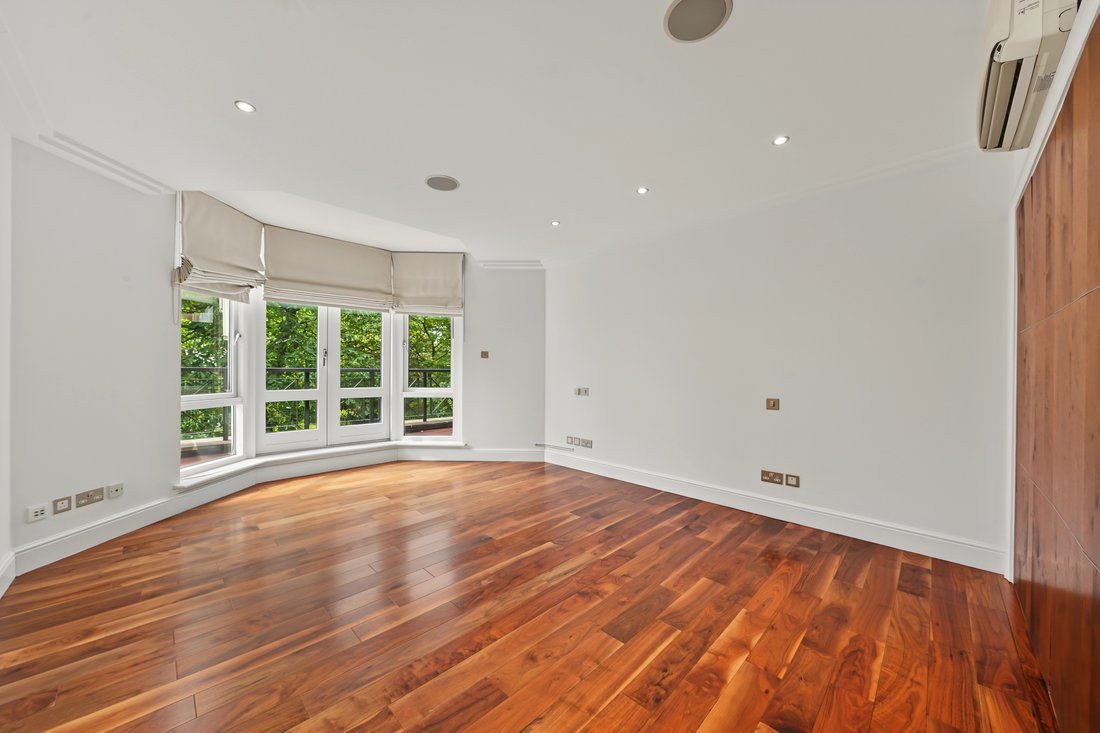 Apartment in Hampstead, Camden, England 4 - 18797232