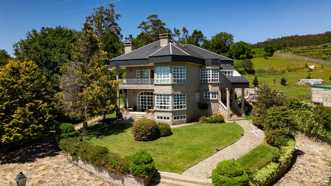 Villa in Padrinan, Sanxenxo, Spanien 2 - 18804870