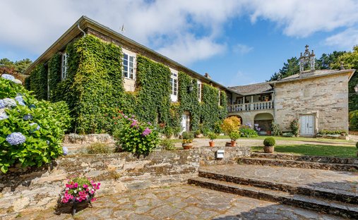 Villa in Cospeito, Galicia, Spain 1