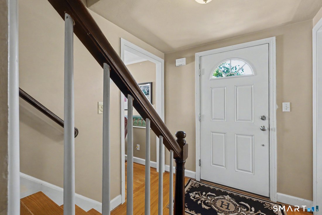 House in Newington, Connecticut, United States 2 - 18805435