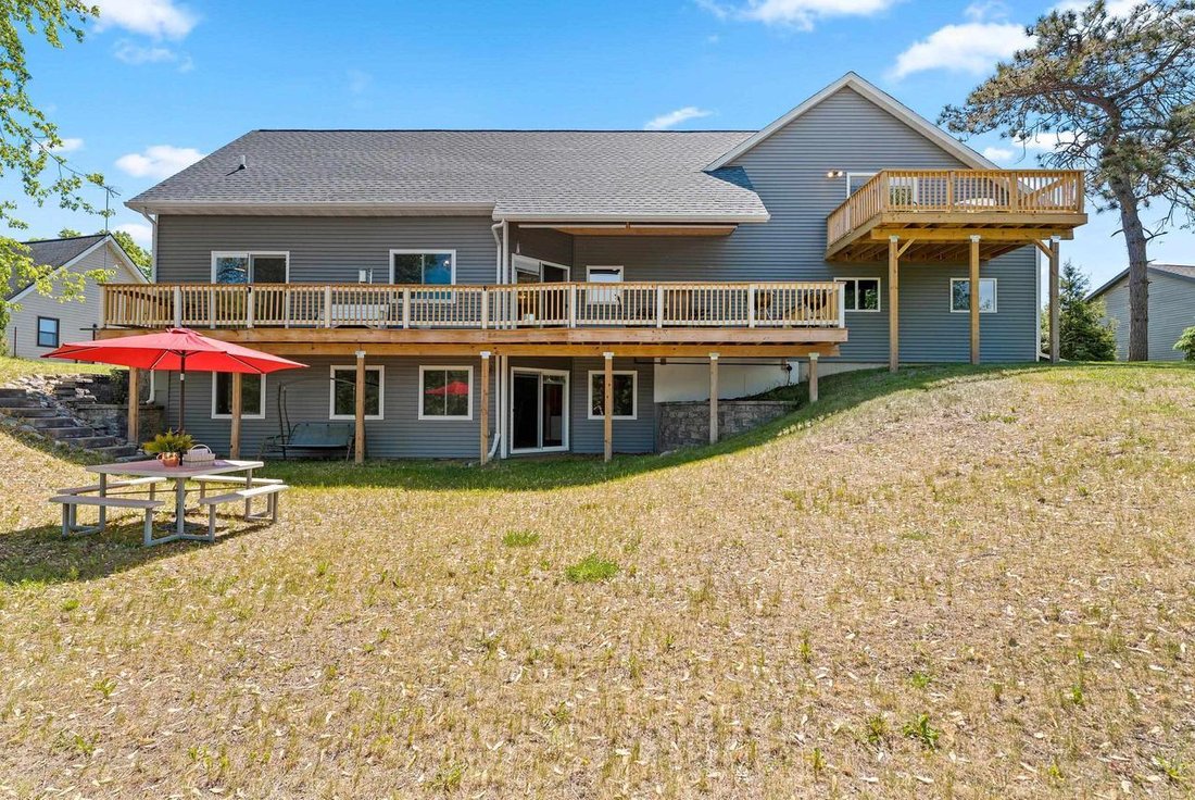 House in Legend Lake, Wisconsin, United States 1 - 18534501