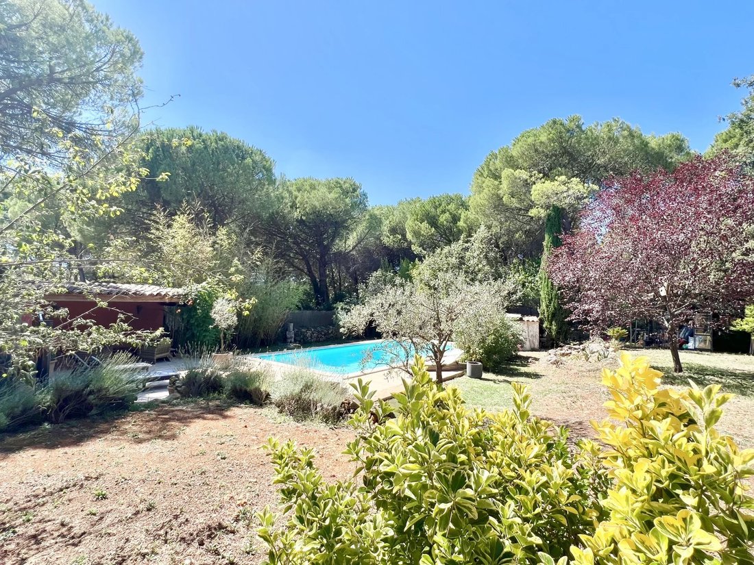 Villa in Brignoles, Provence-Alpes-Côte d'Azur, France 4 - 18805158