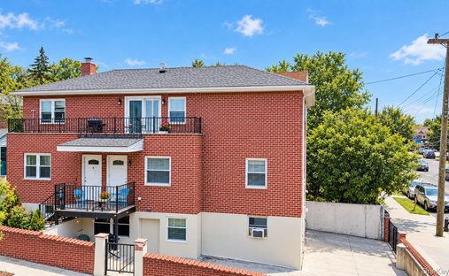 House in New York, New York, United States 1