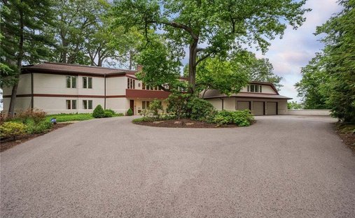 House in Bay Village, Ohio, United States 1