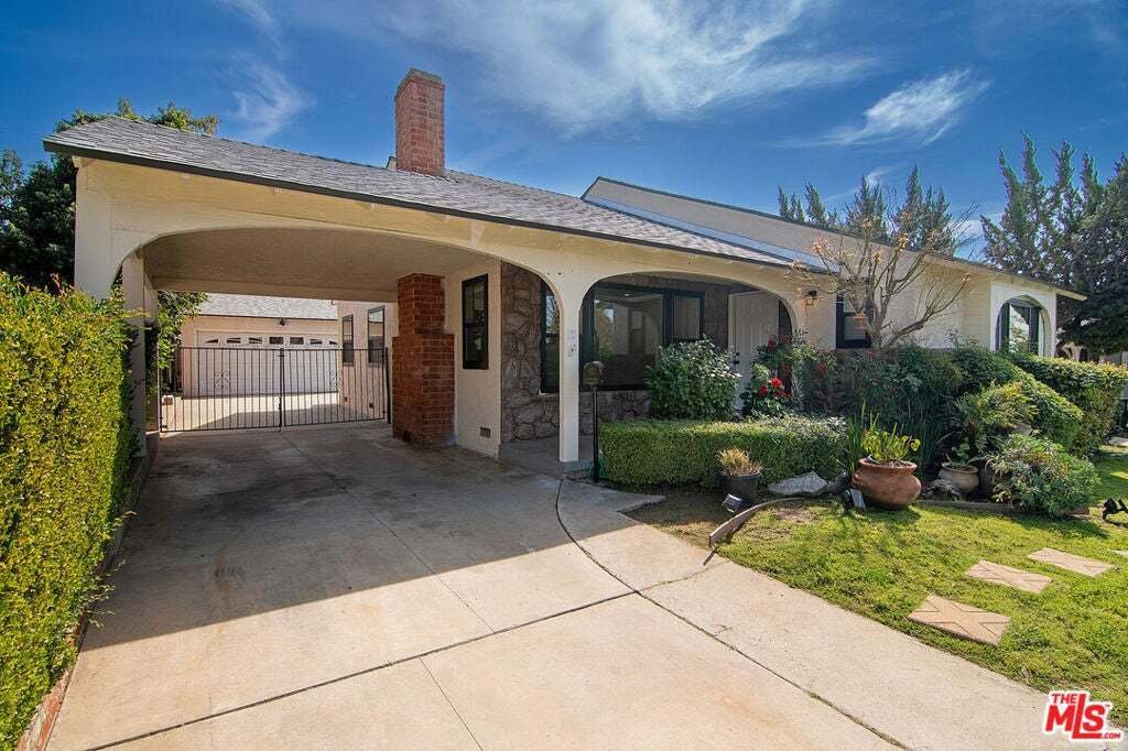 House in Burbank, California, United States 3 - 18805062