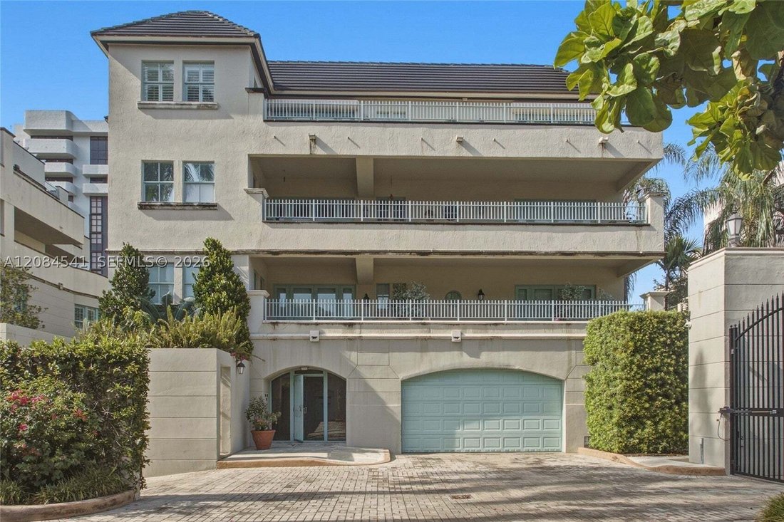 Condominio en Coral Gables, Florida, Estados Unidos 1 - 18805655