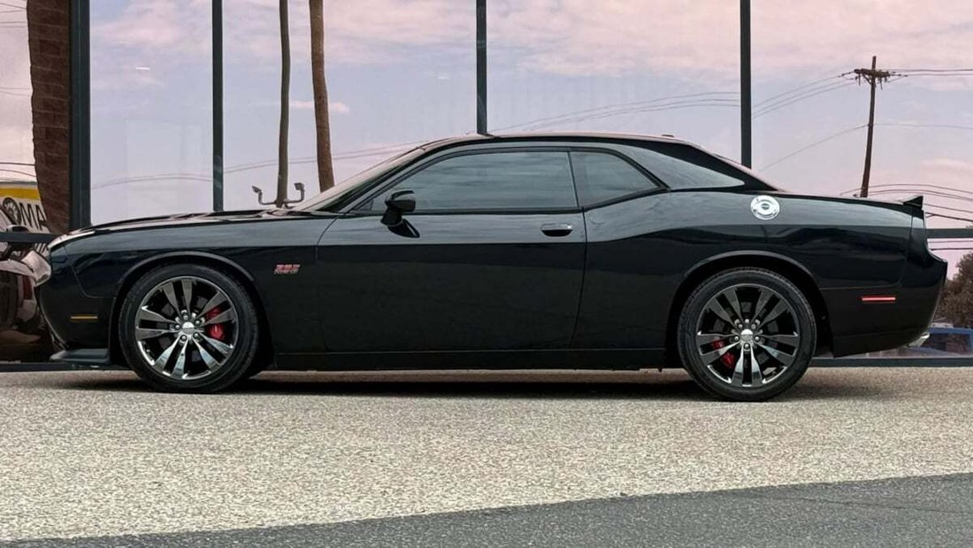 Coupe in Tucson, AZ, United States 5 - 18805562