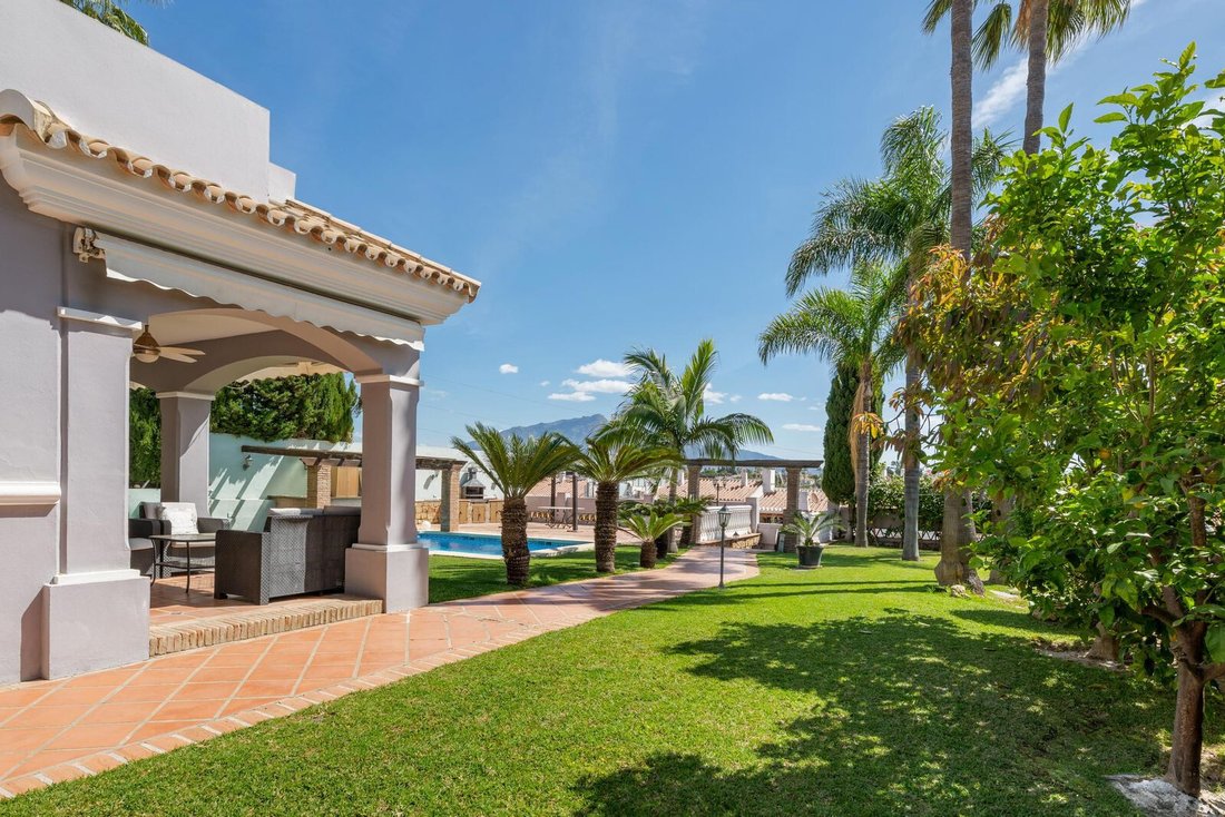 Villa en Estepona, Andalucía, España 4 - 18805660